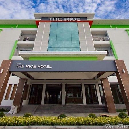 The Rice Hotel Roi Et Exterior photo