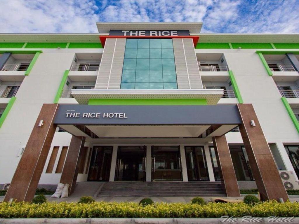 The Rice Hotel Roi Et Exterior photo