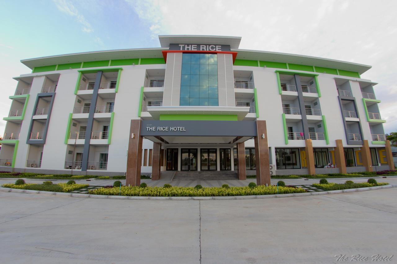 The Rice Hotel Roi Et Exterior photo