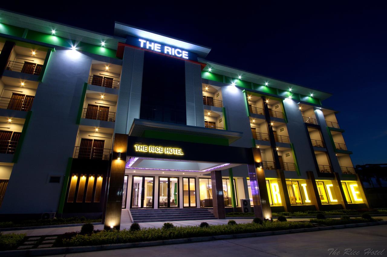 The Rice Hotel Roi Et Exterior photo